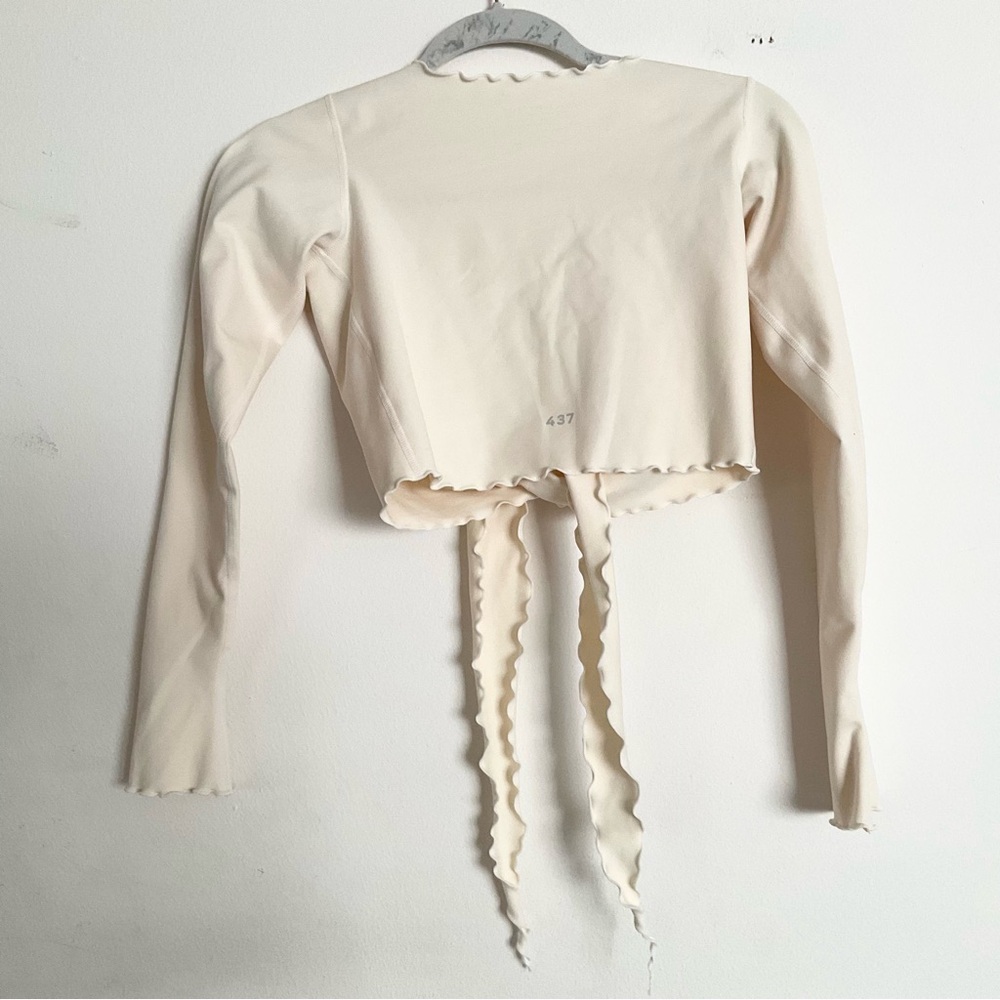 Four Three Seven 437 The Wrap Top CRÈME XS - Picture 10 of 10